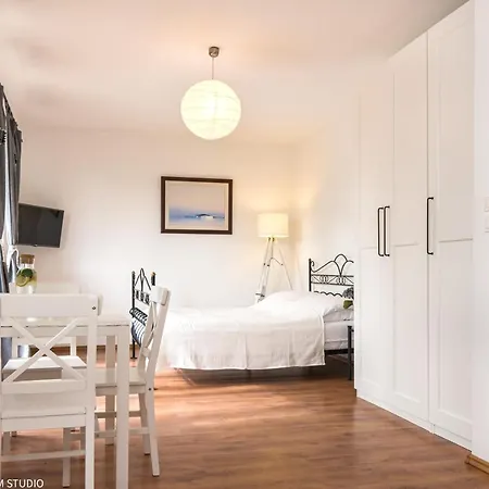 Osrodek Wypoczynkowy Swallow Grzybowo (West Pomeranian)