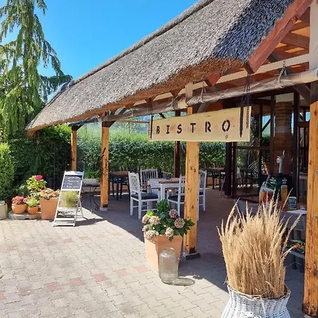 Apartamento Osrodek Wypoczynkowy Swallow Grzybowo (West Pomeranian)